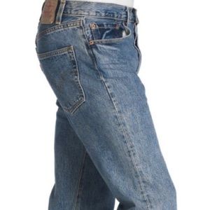 501 Men’s Levi’s jeans
